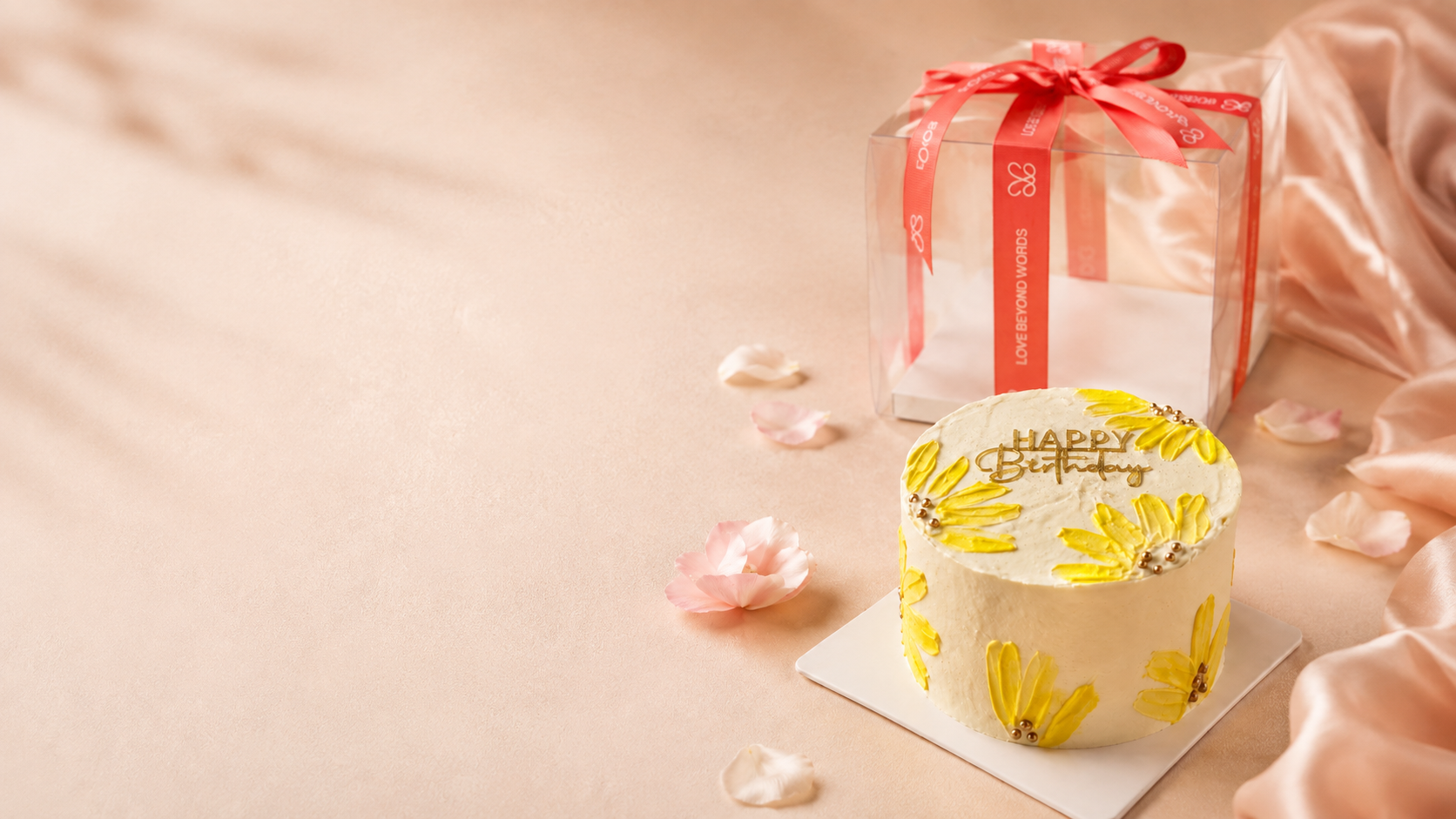 Bizcocho Berry Flower con caja de regalo